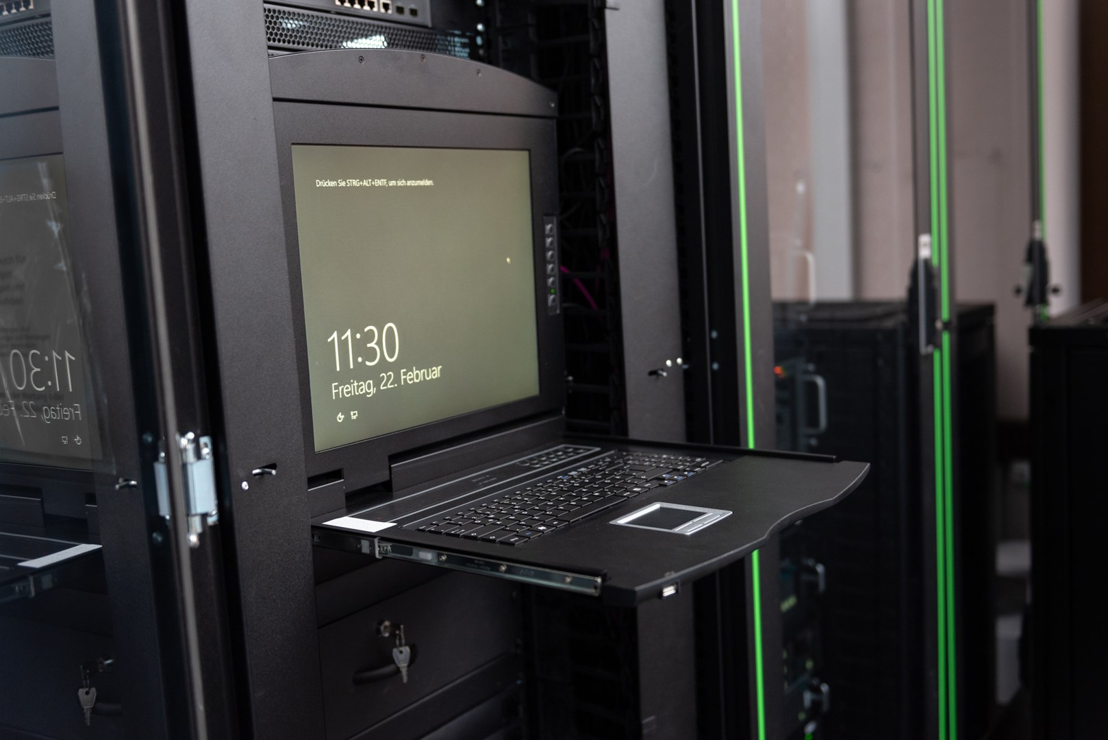 Digitus  17" LCD KVM Console, 1-Port