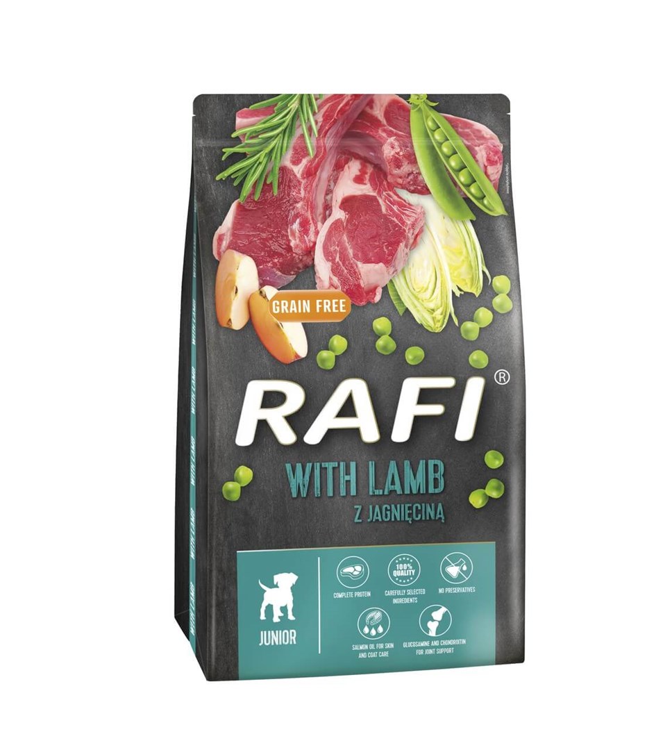 DOLINA NOTECI Rafi Junior with lamb