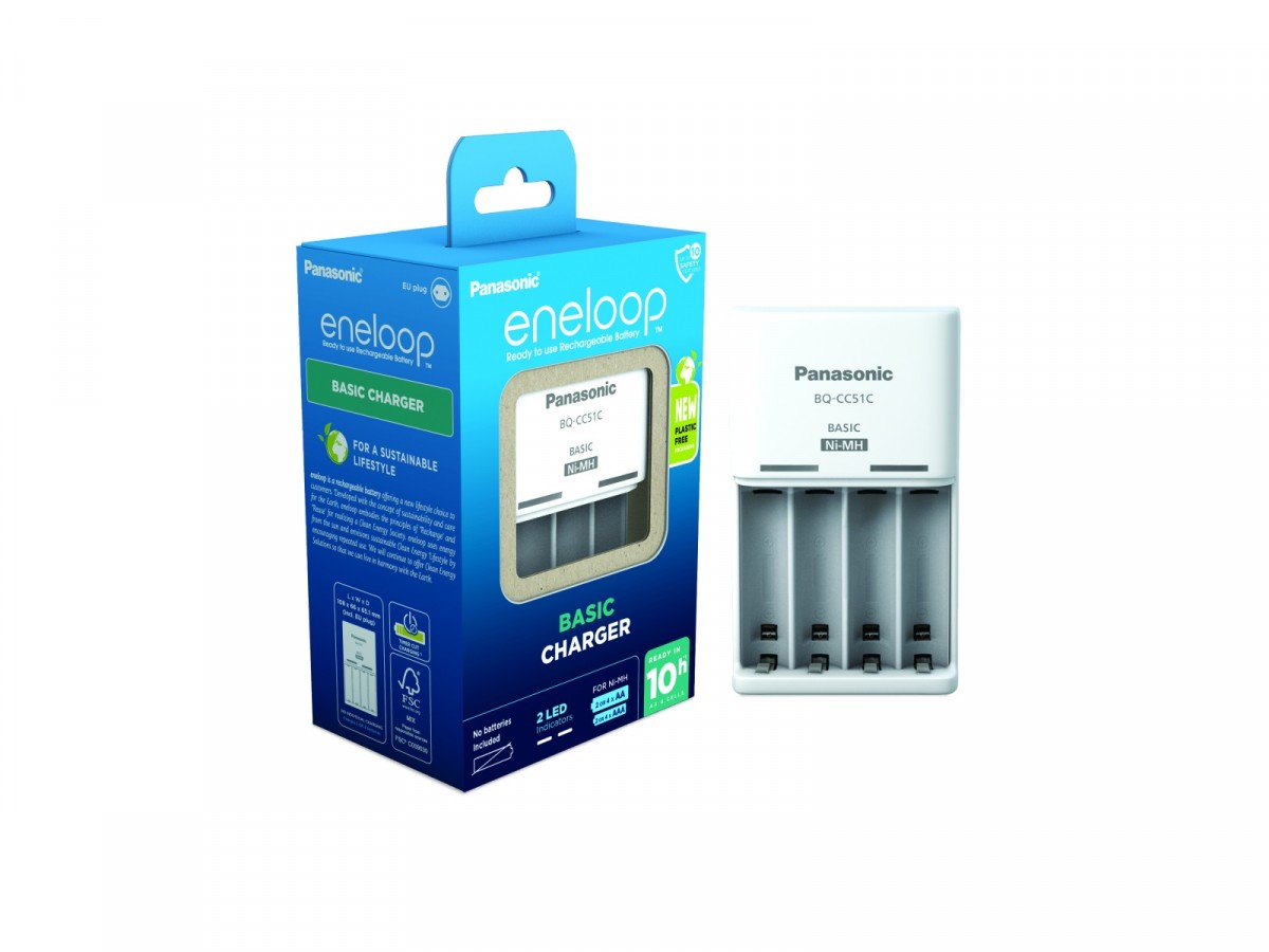 Panasonic  eneloop BQCC17 charger set with