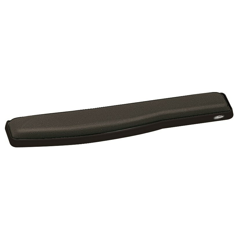 Fellowes gel pad in front of