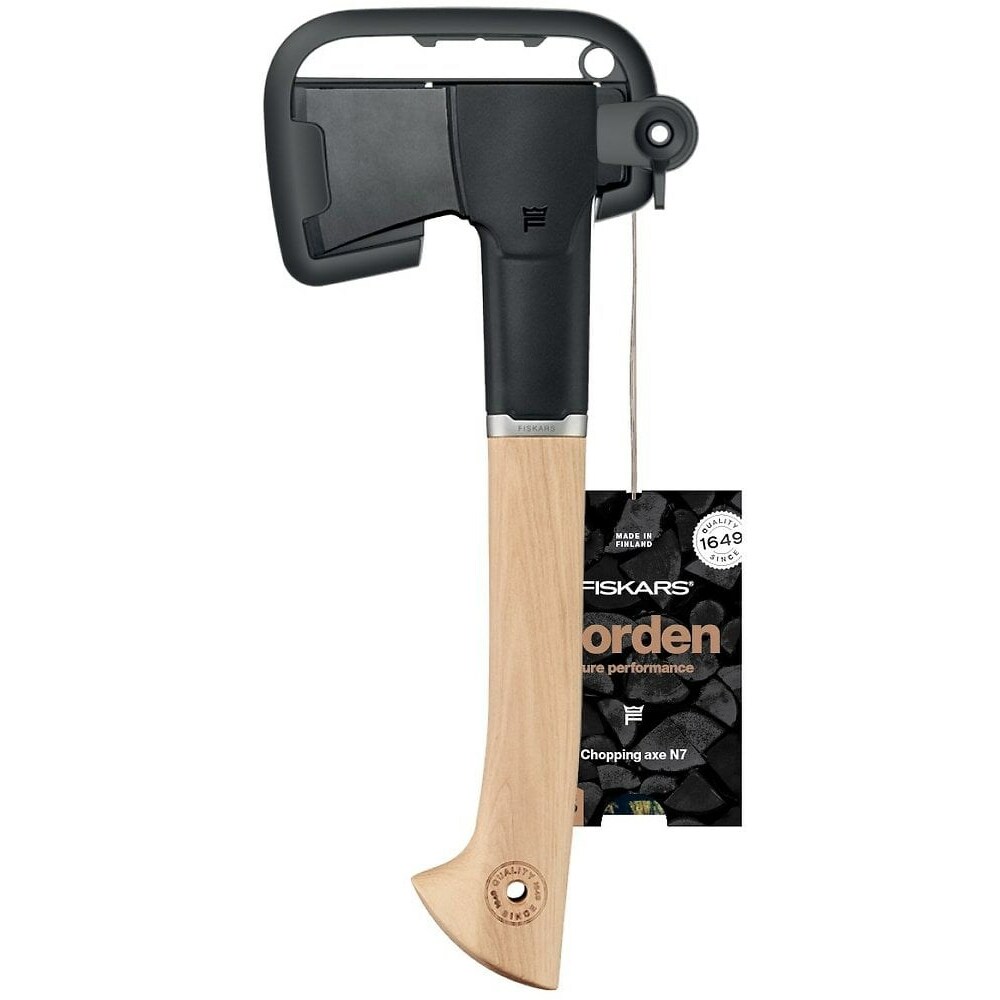 Fiskars CARPENTER`S AXE NORDEN N7 |
