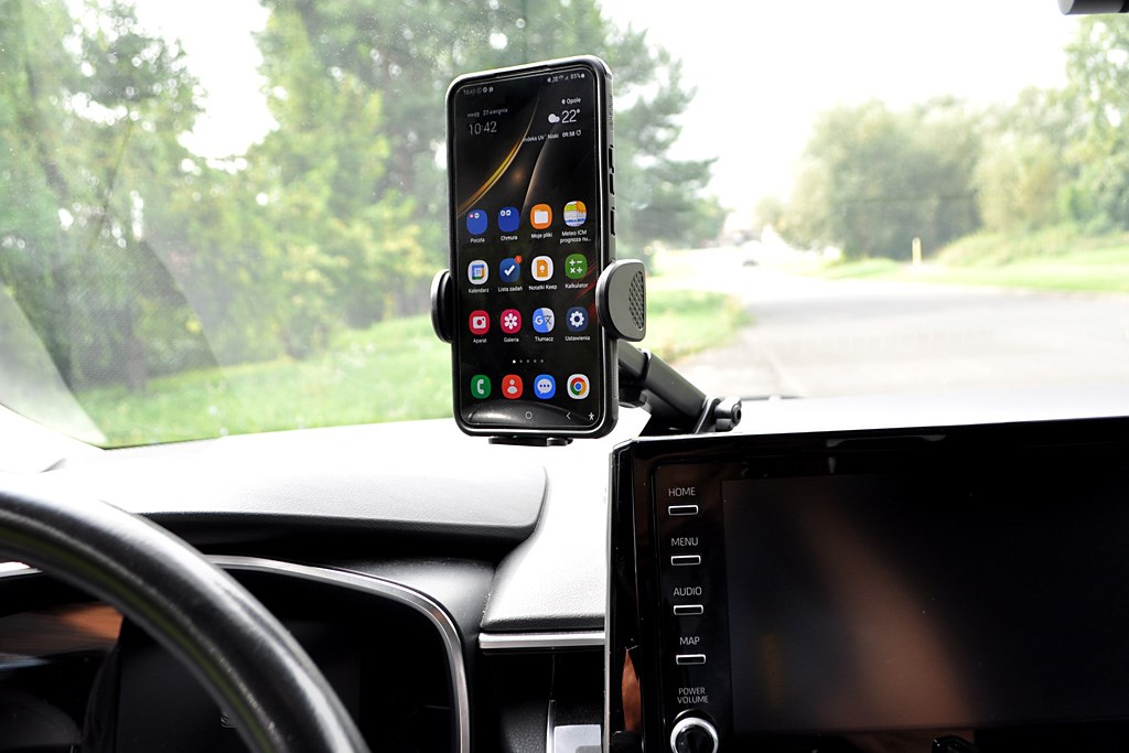 IBOX  H-9 Car holder for smartphone