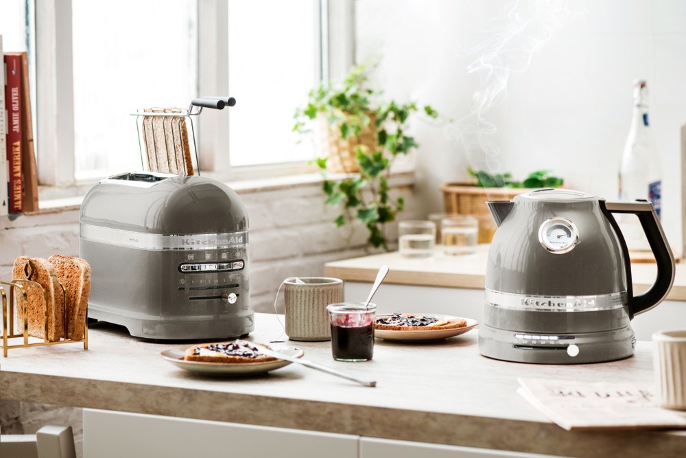 KitchenAid  5KEK1522EMS electric kettle 1.5