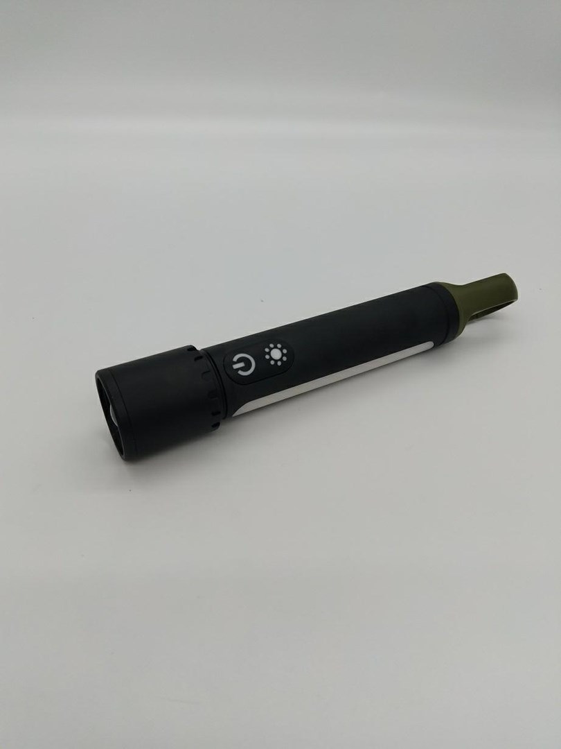 No name LATARKA LED FLASHLIGHT SZPERACZ