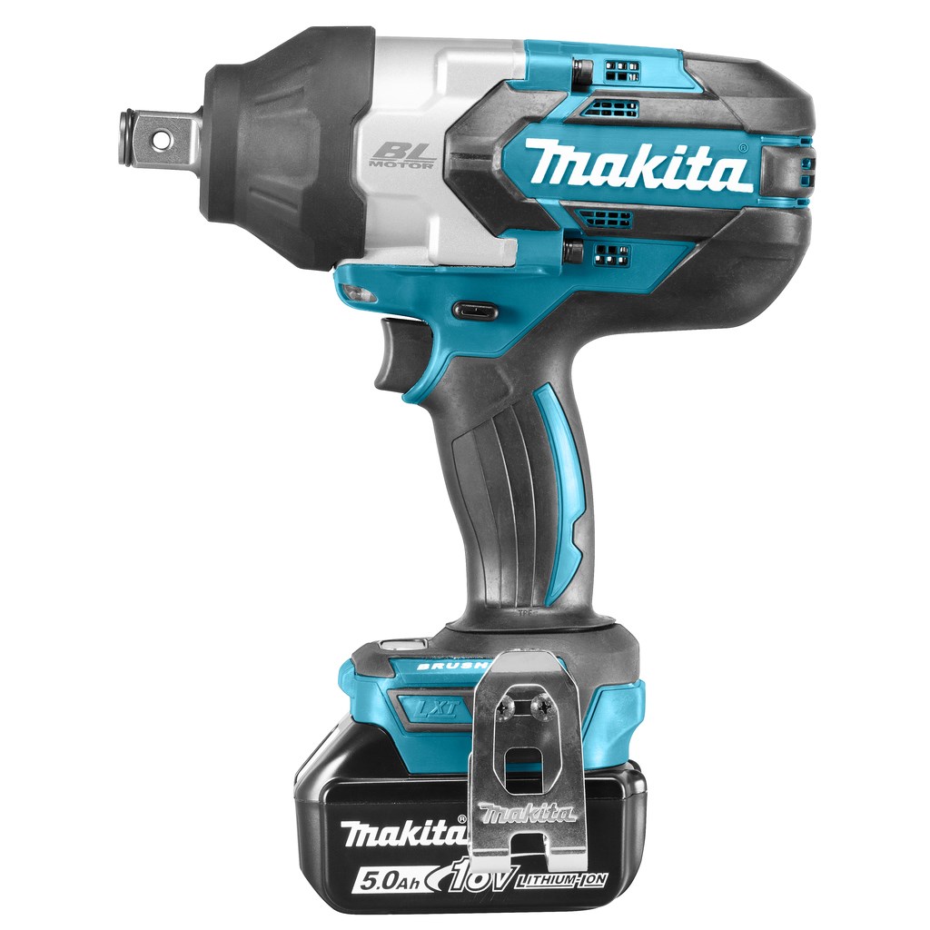 MAKITA DTW1001RTJ power wrench 2200 RPM