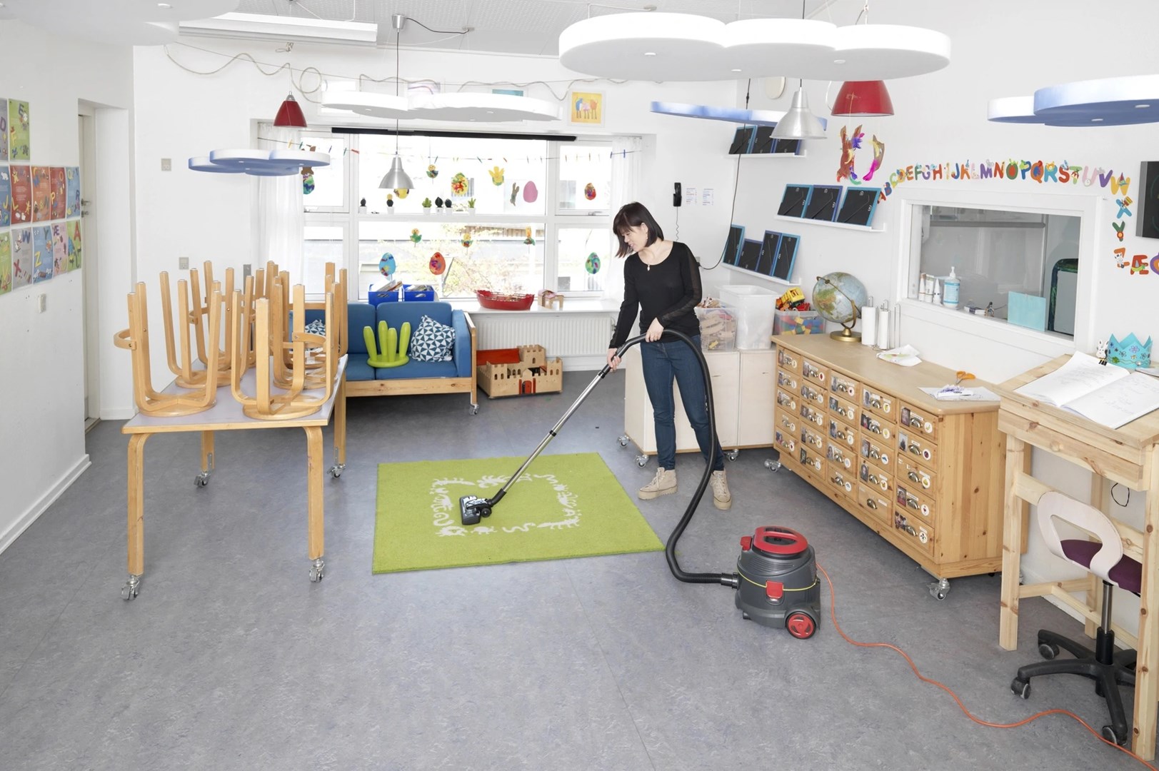 VIPER Office Vacuum Cleaner  Small, Dry