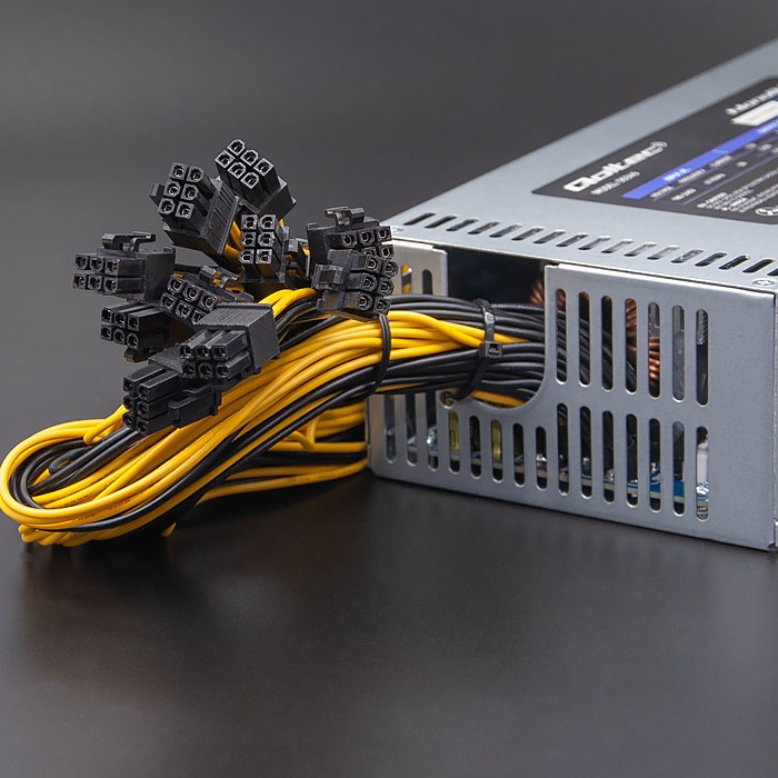 Qoltec  50349 power supply unit 1800