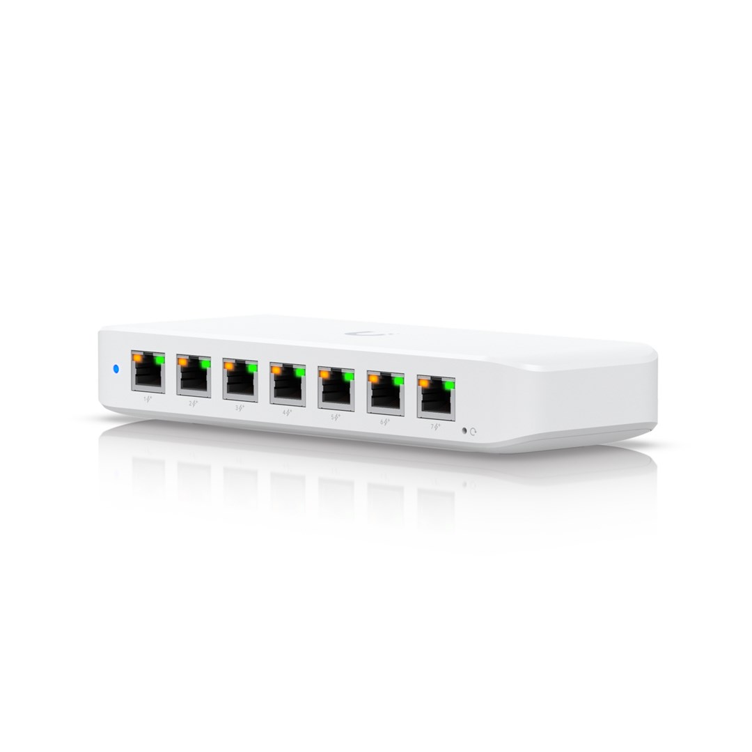 UBIQUITI Ultra 210W Managed L2 Gigabit