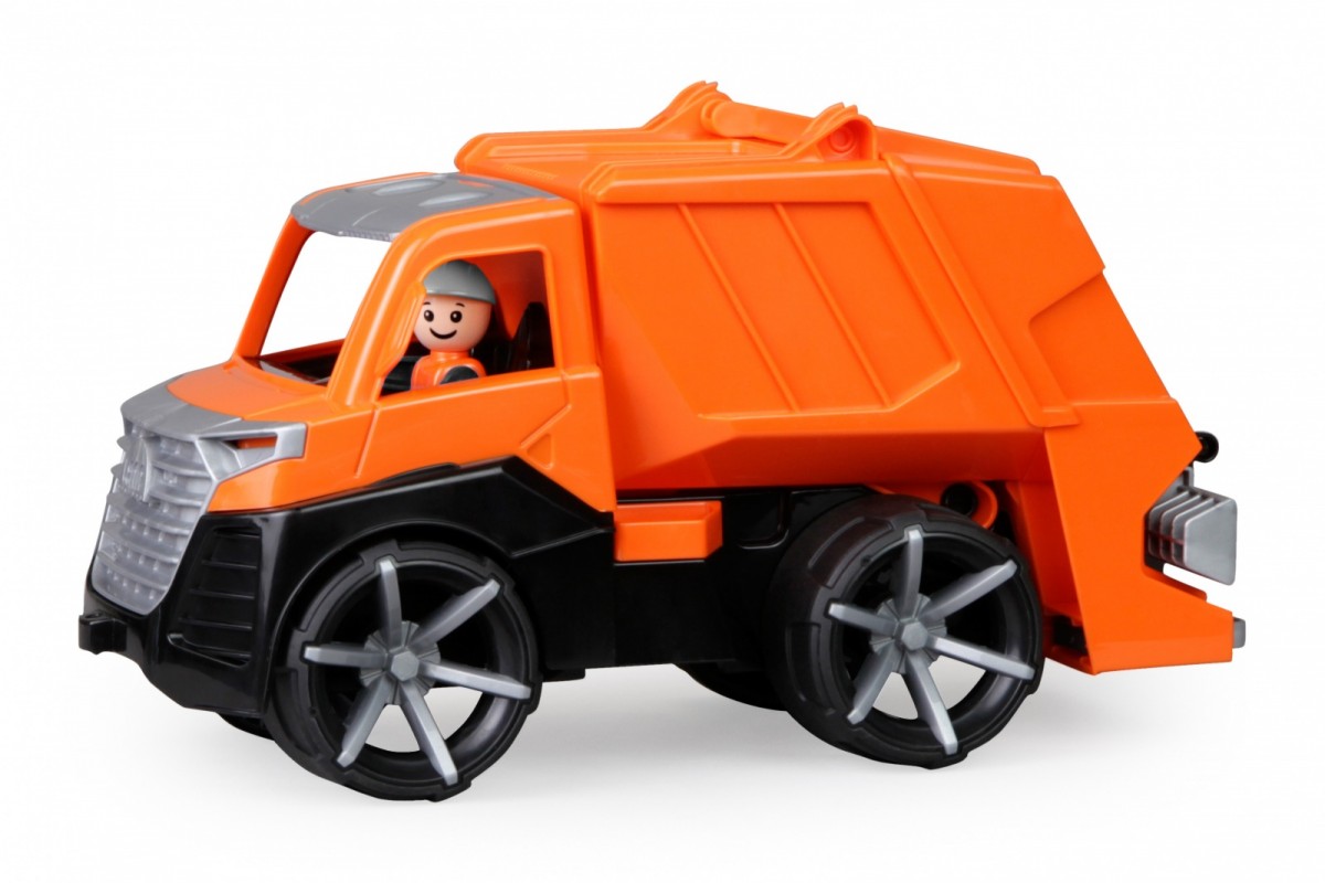 Lena  Vehicle Death machine Truxx2, open